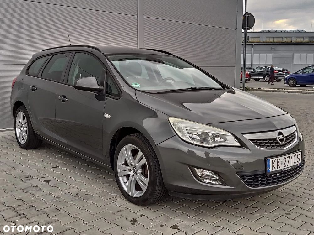 Opel Astra 1.4 Turbo Exklusiv - 3
