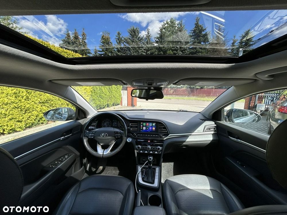 Hyundai Elantra - 6
