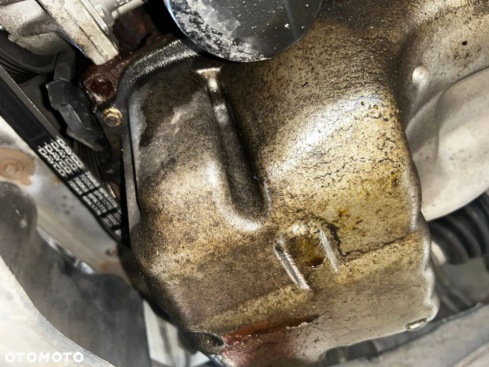 Toyota Yaris 1.3 - 7