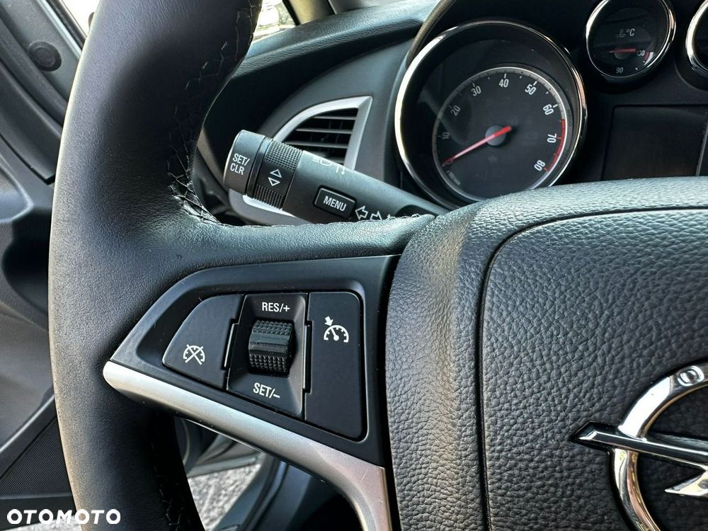 Opel Astra - 9
