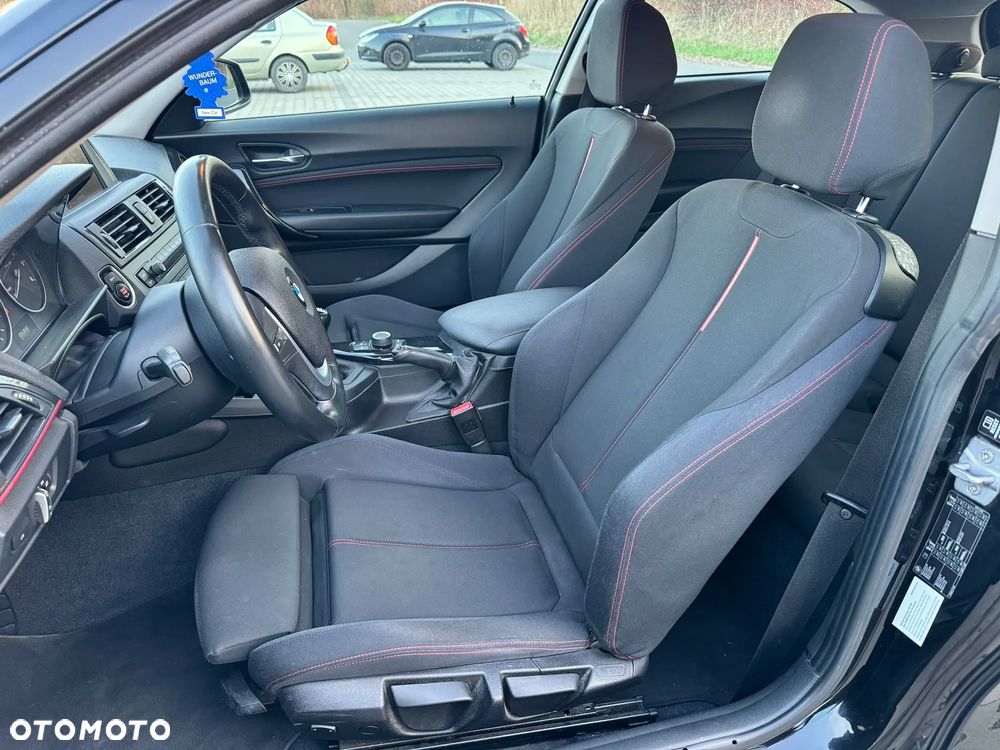 BMW Seria 1 116d Sport Line - 10