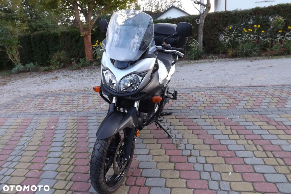 Suzuki V-STROM - 8