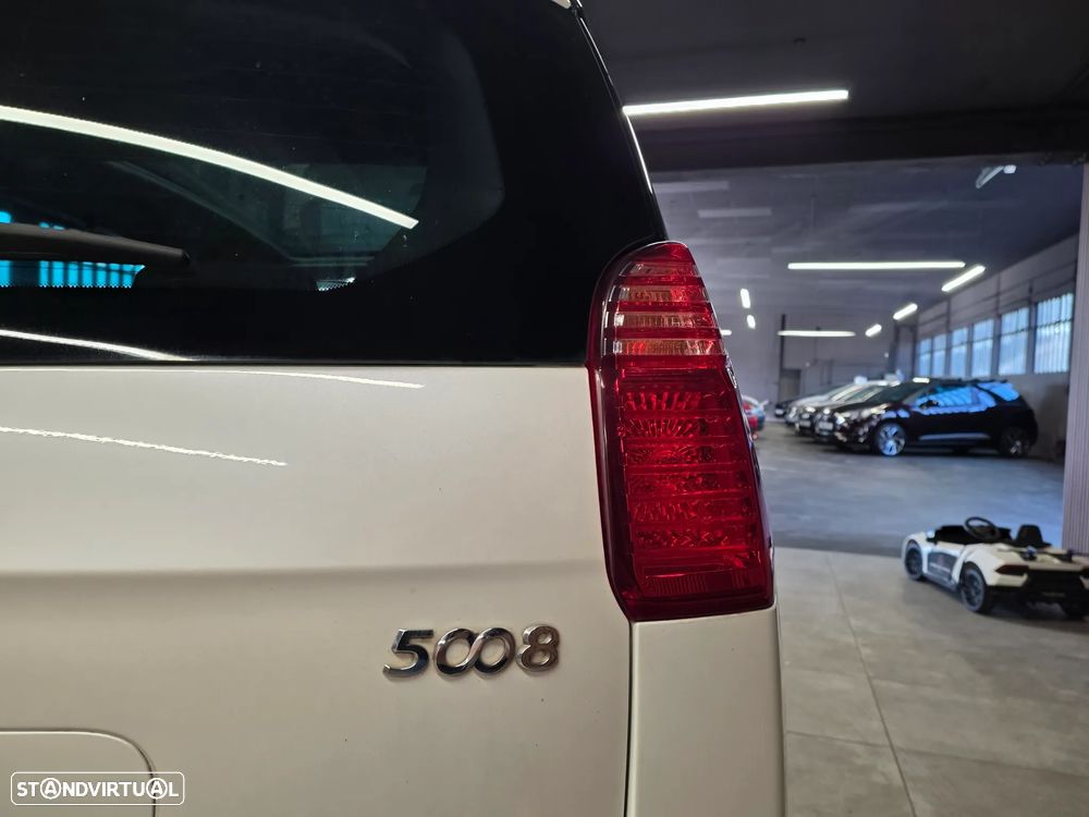 Peugeot 5008 BlueHDI 120 EAT6 Stop & Start Allure - 18
