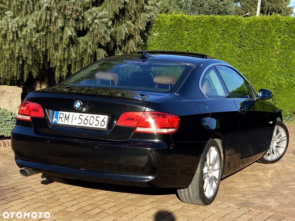 BMW Seria 3 320d - 11