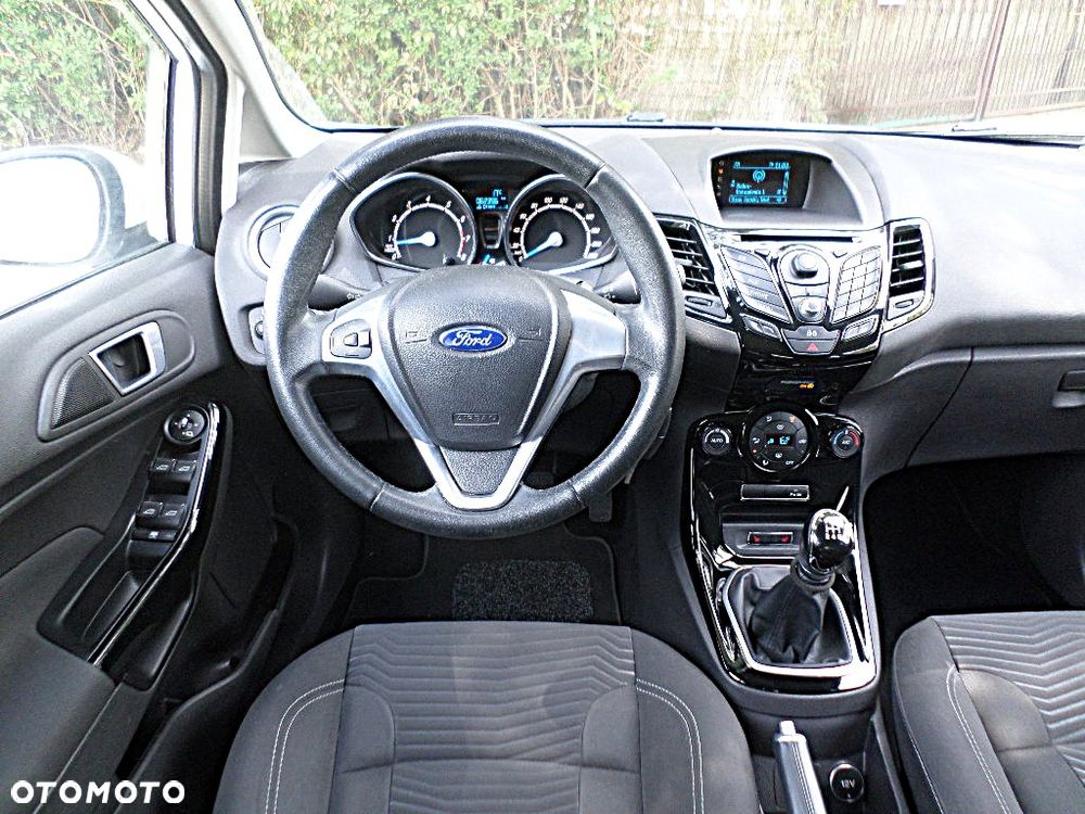 Ford Fiesta 1.25 Titanium EU5 - 8