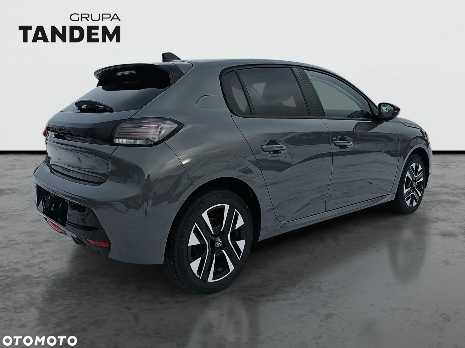 Peugeot 208 - 7