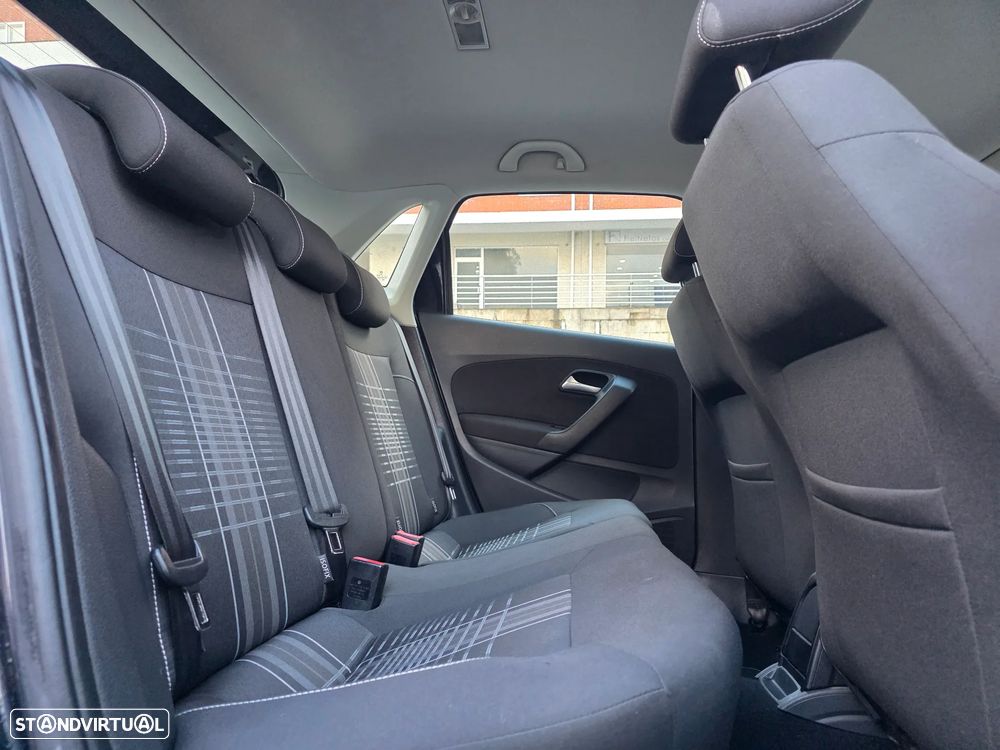 VW Polo 1.0 Lounge - 16