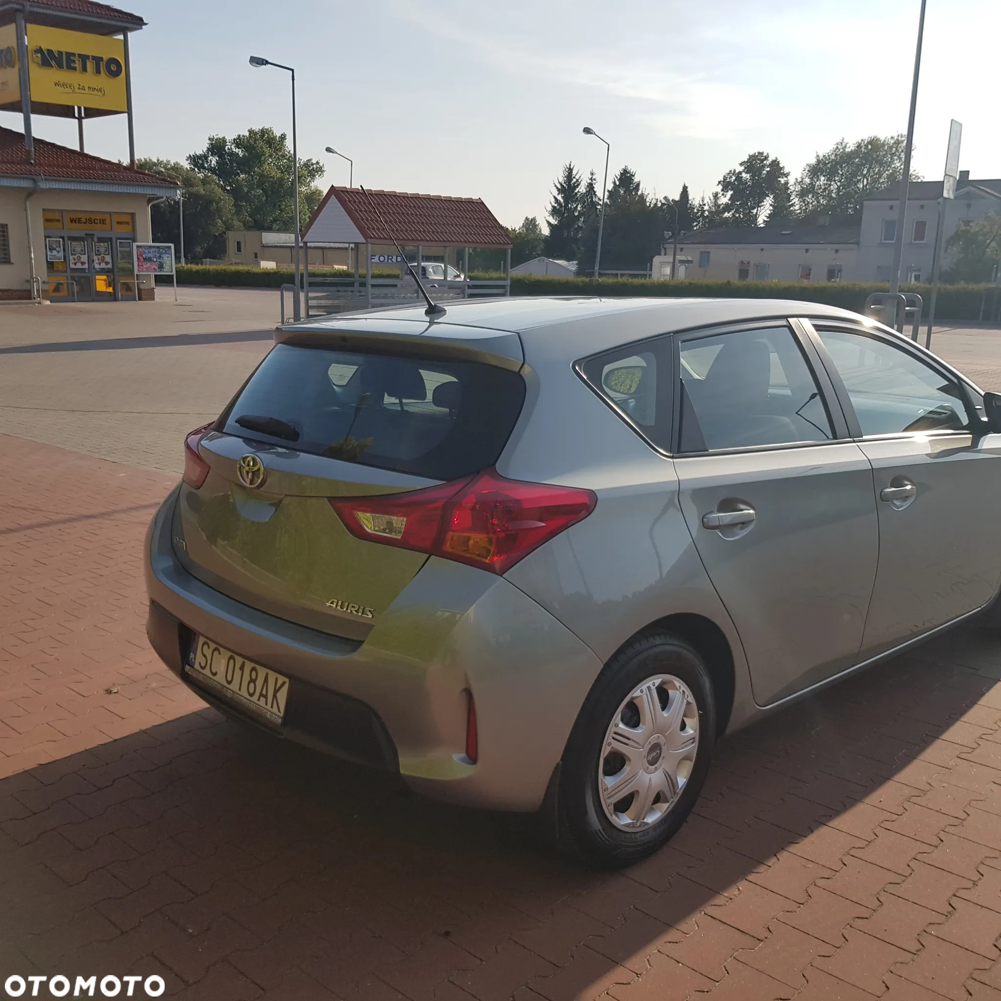 Toyota Auris 1.4 D-4D Active - 3