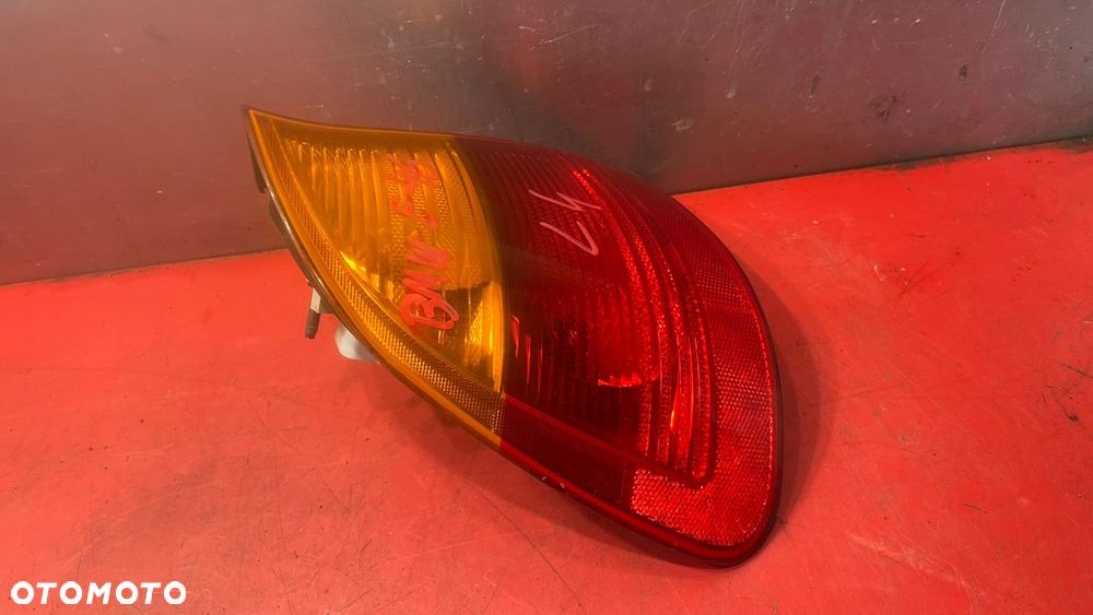 LAMPA TYLNA LEWY TYŁ TOURING BMW E46 - 2