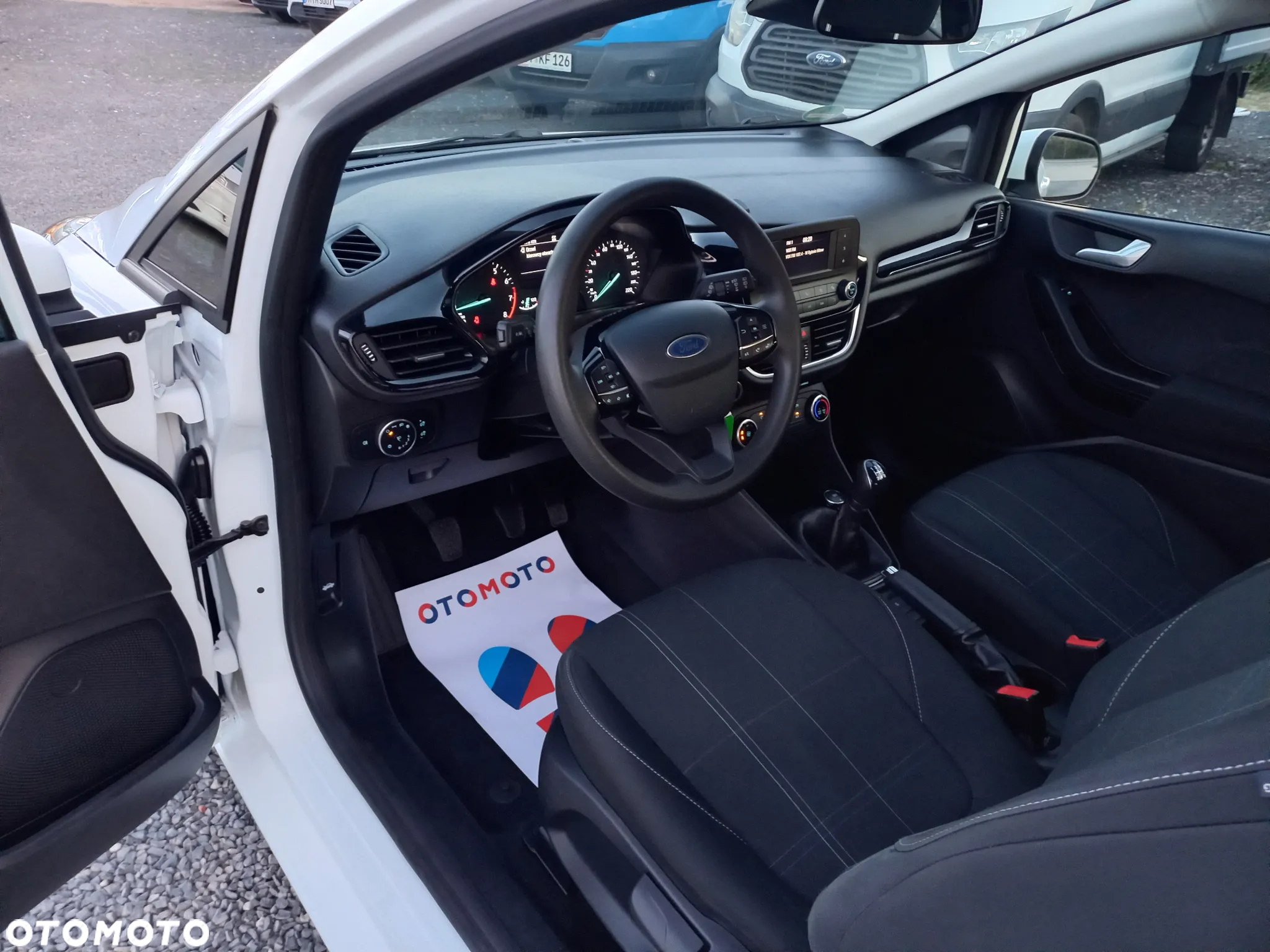 Ford Fiesta - 11