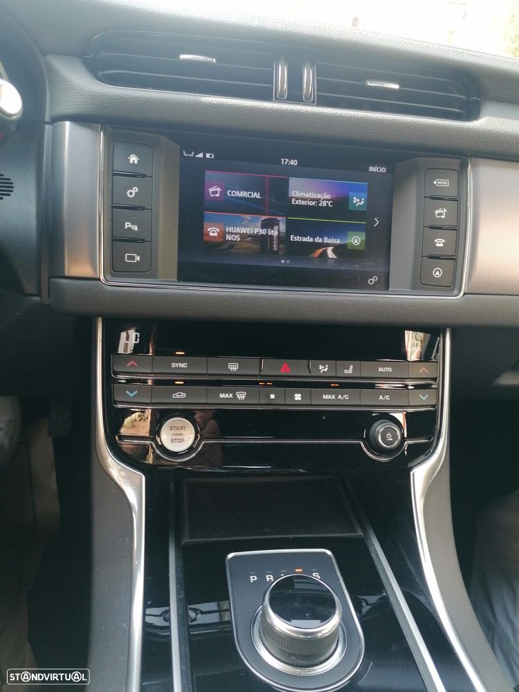 Jaguar XF 20d AWD Aut. R-Sport - 10