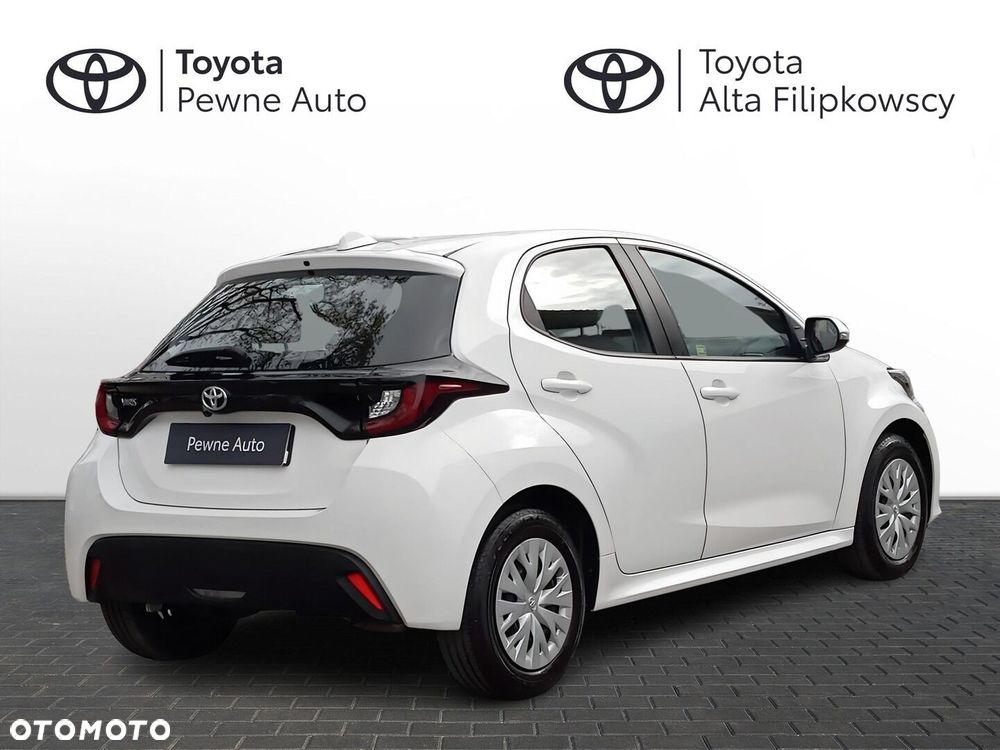 Toyota Yaris 1.5 Comfort CVT - 2