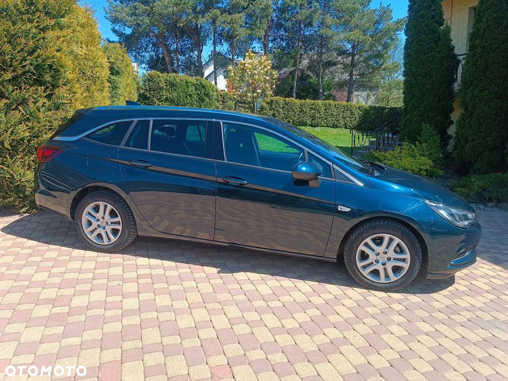 Opel Astra 1.4 Turbo Start/Stop Business - 26