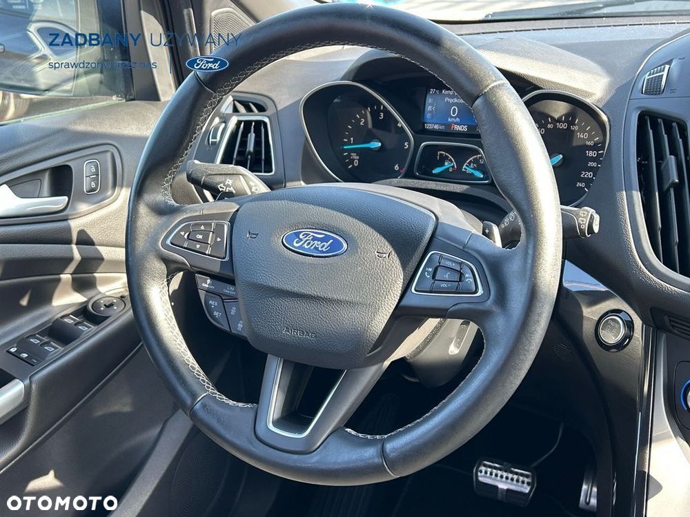 Ford Kuga 2.0 TDCi AWD ST-Line - 15