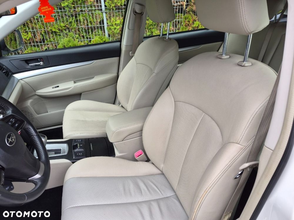 Subaru Outback - 26