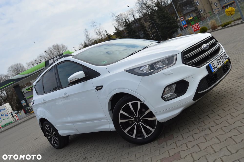 Ford Kuga 1.5 EcoBoost 2x4 ST-Line - 25