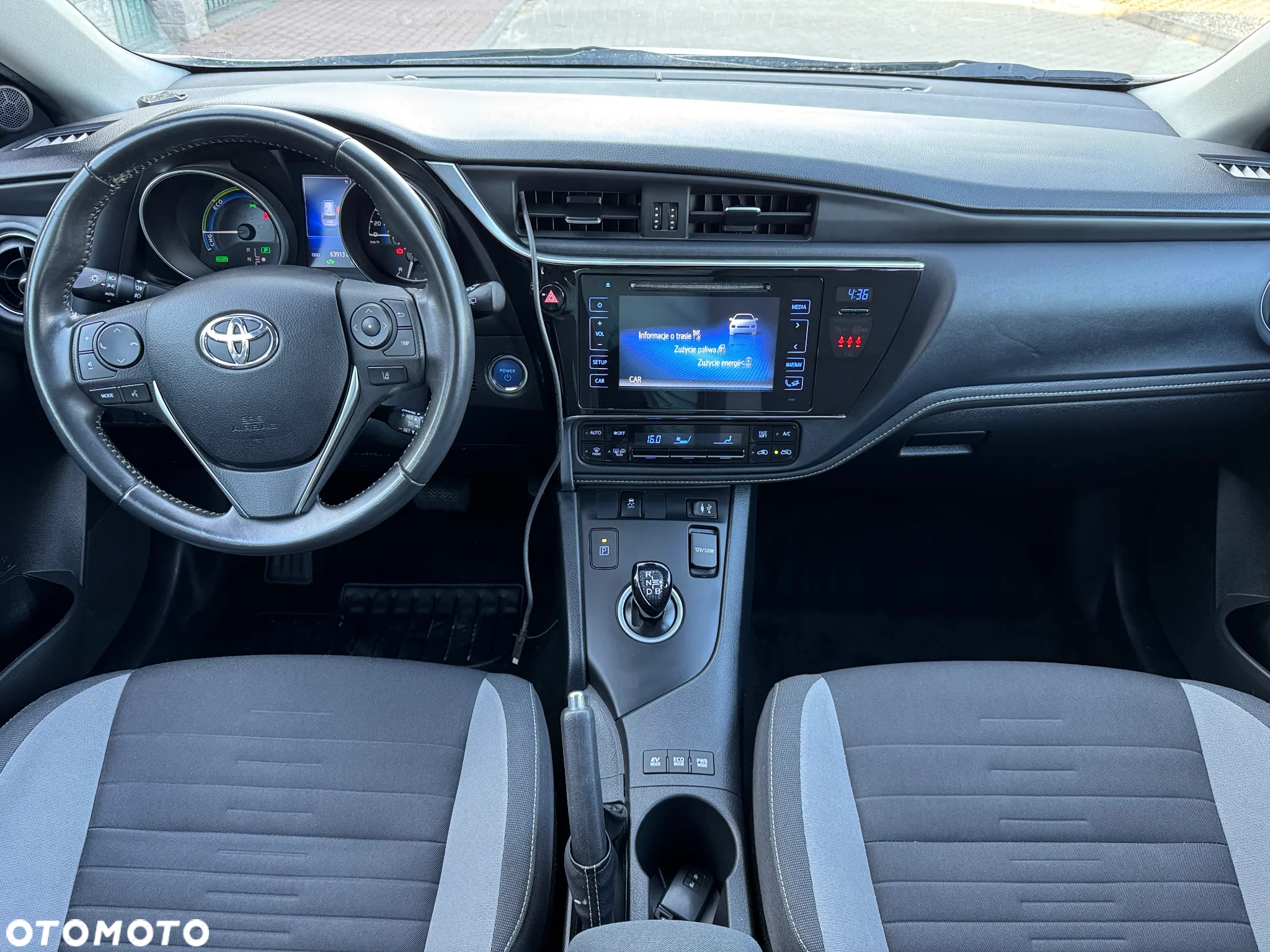 Toyota Auris 1.8 VVT-i Hybrid Automatik Comfort - 4