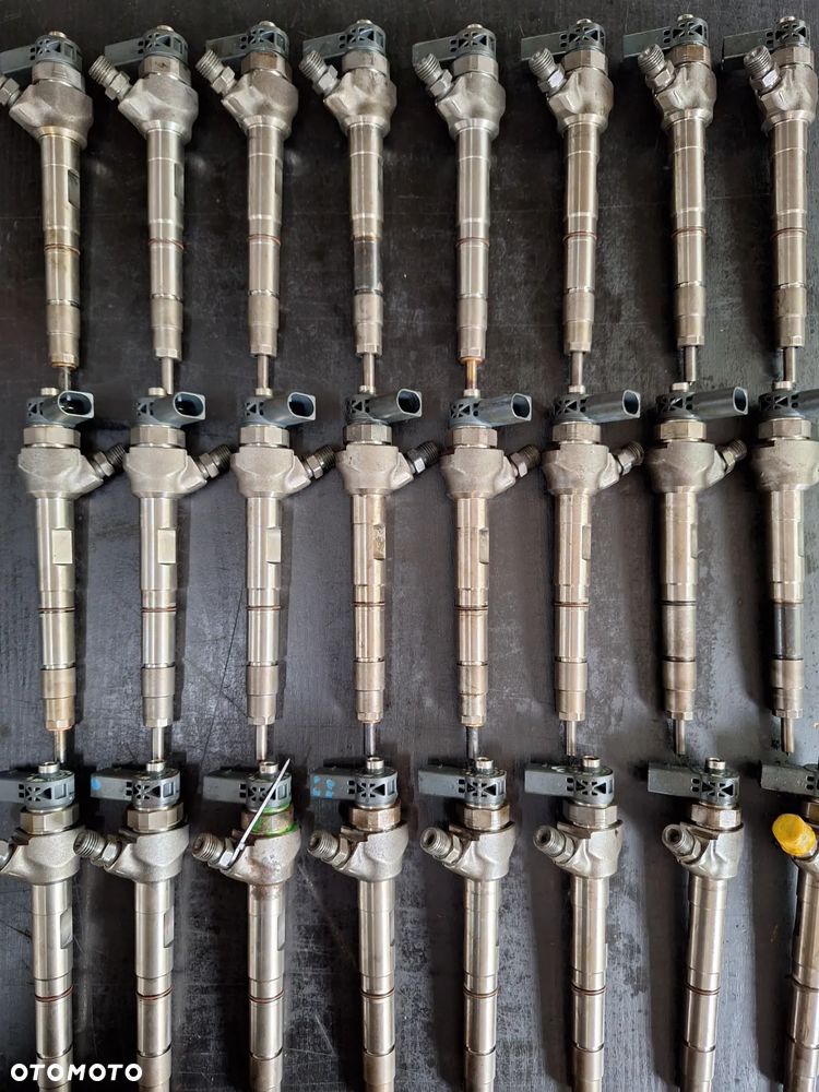 Wtrysk Wtryskiwacz Bosch 0445110471 НURT - 1