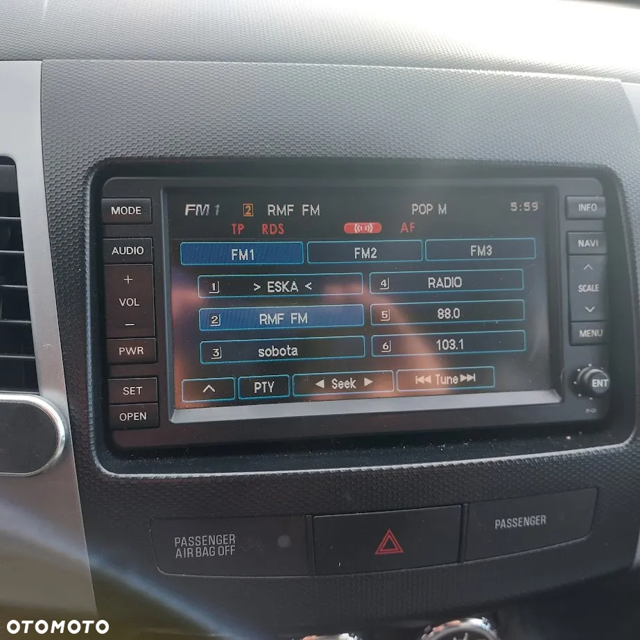 Peugeot 4007 2.2HDi Platinum - 9