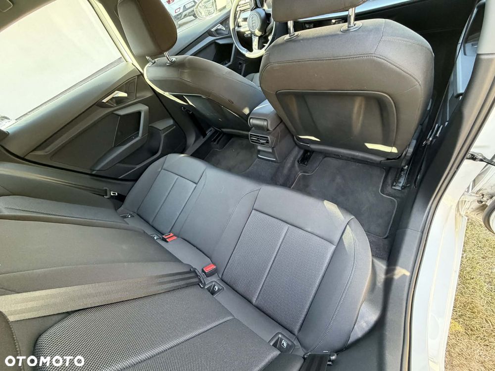 Audi A3 Limousine 35 TFSI S tronic - 23