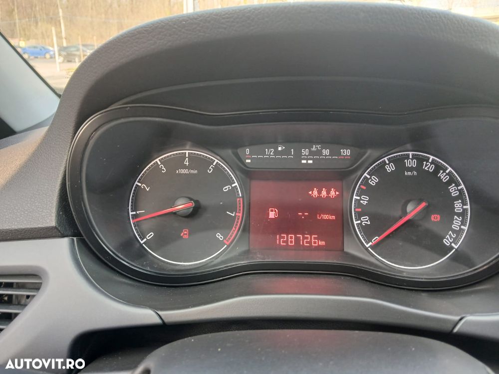 Opel Corsa 1.2 TWINPORT ECOTEC Selection - 9