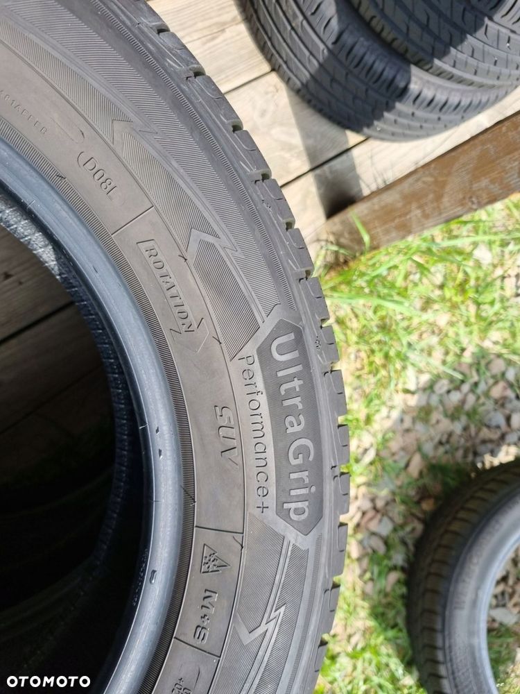 Opony Goodyear ULTRAGRIP PERFORMANCE  SUV 215/65R17 2023r,8.3/7,5 super - 12