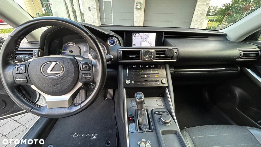 Lexus IS F SPORT - 34