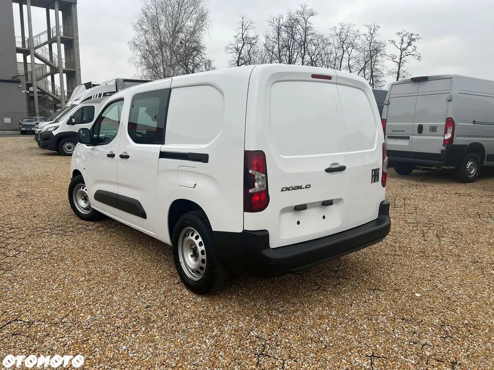 Fiat Doblo Maxi 5 miejsc - 3