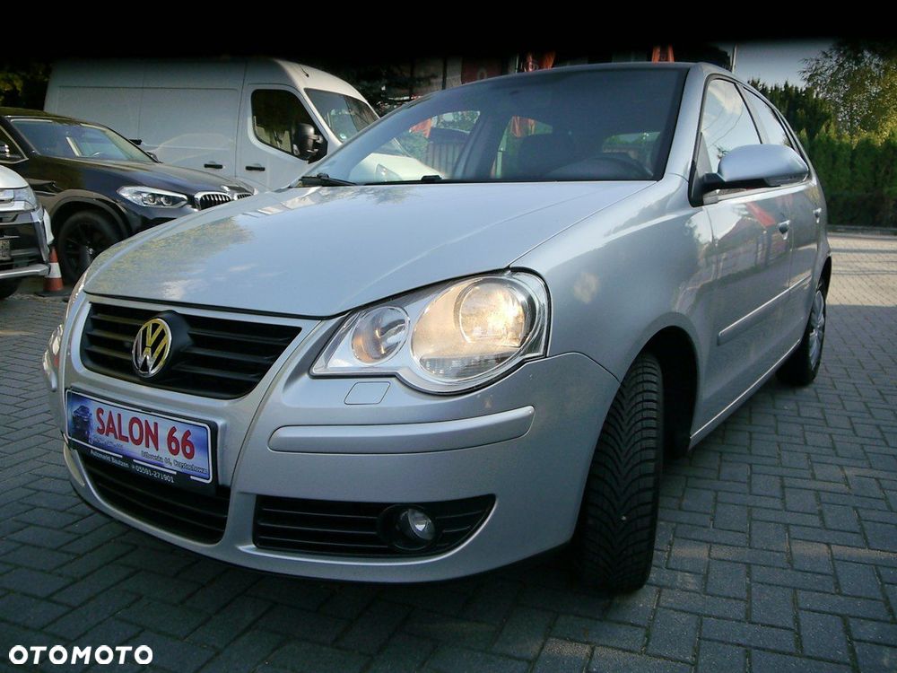 Volkswagen Polo 1.2 MATCH - 9