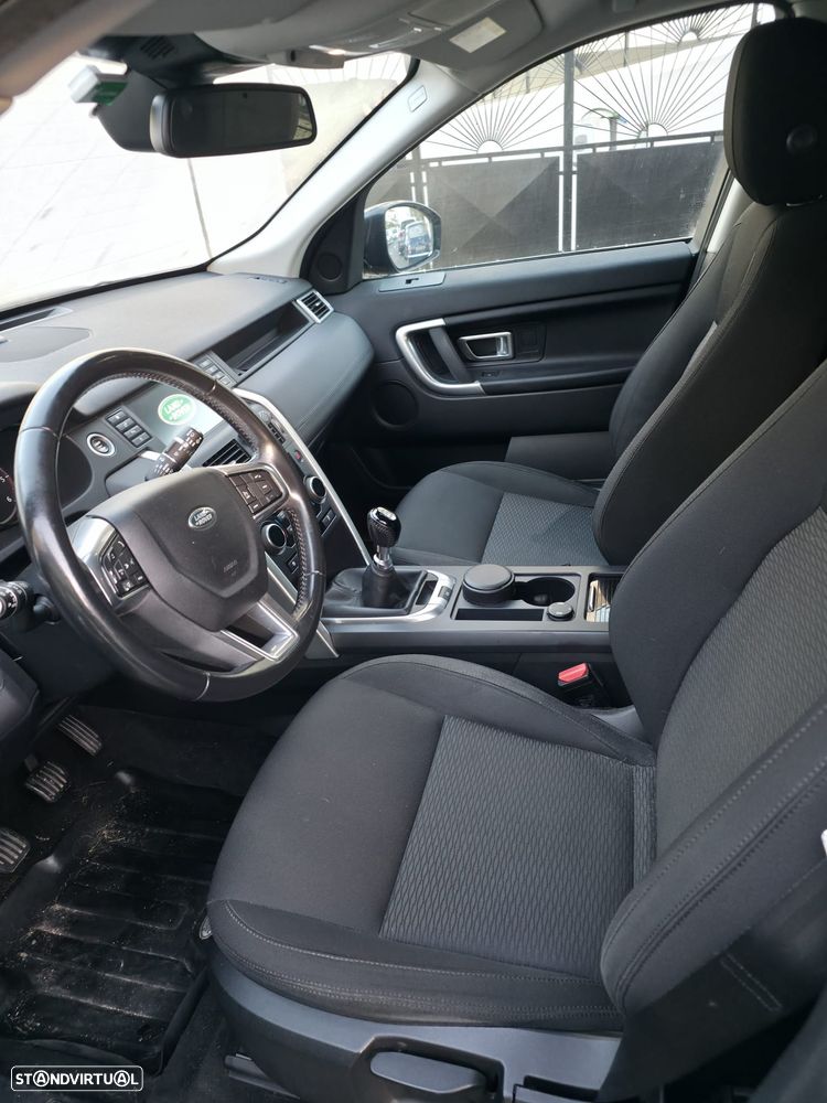 Land Rover Discovery Sport 2.0 eD4 SE - 4