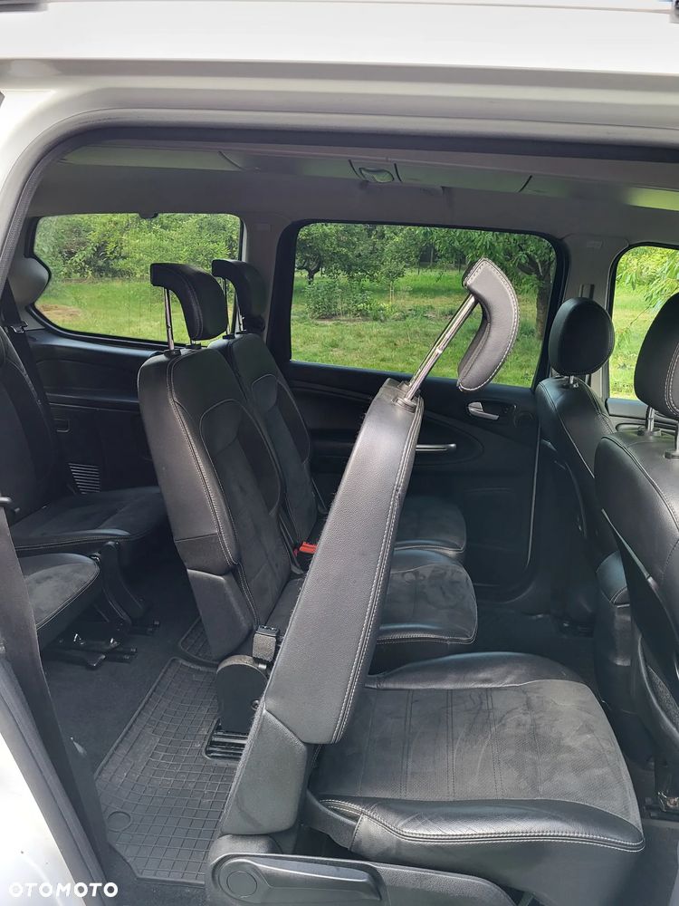 Ford Galaxy 2.0 TDCi Titanium - 18