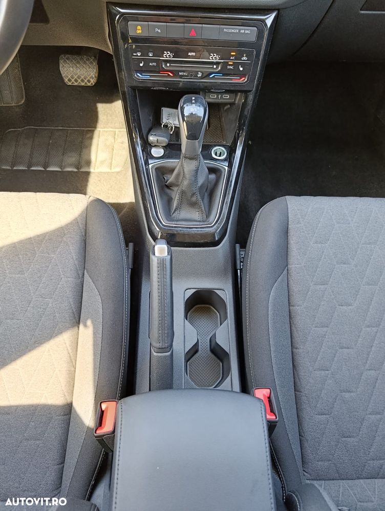 Volkswagen T-Cross 1.0 TSI DSG Advanced - 27