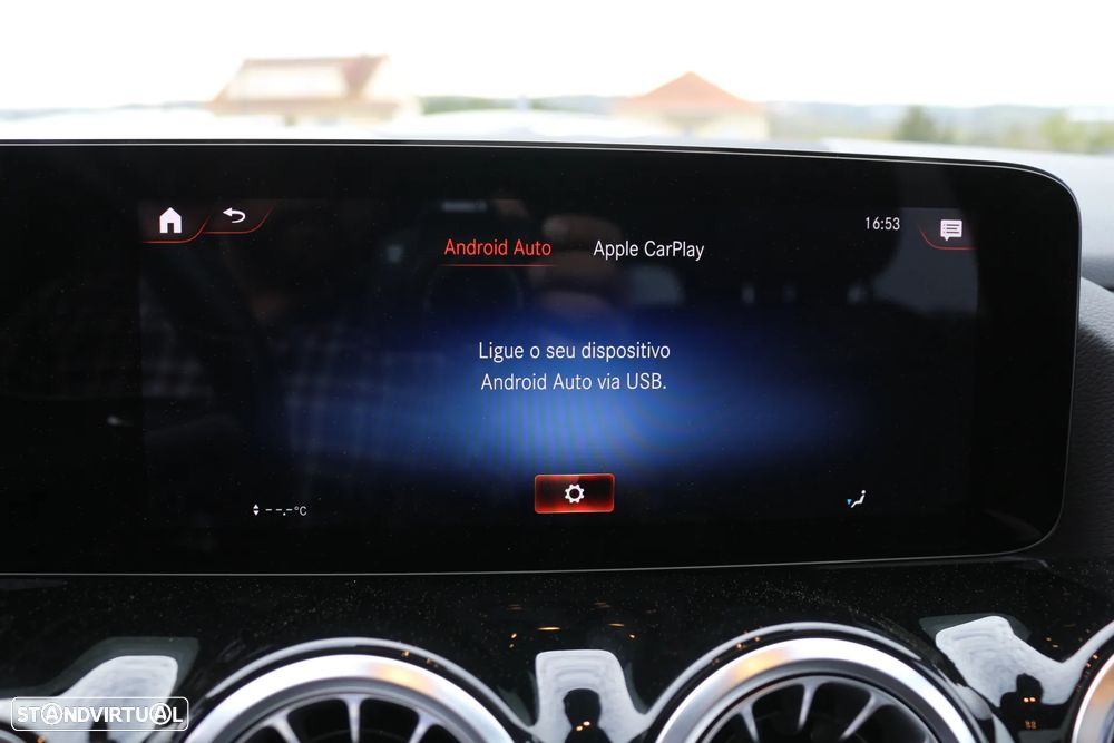 Mercedes-Benz GLA 250 e AMG Line - 27