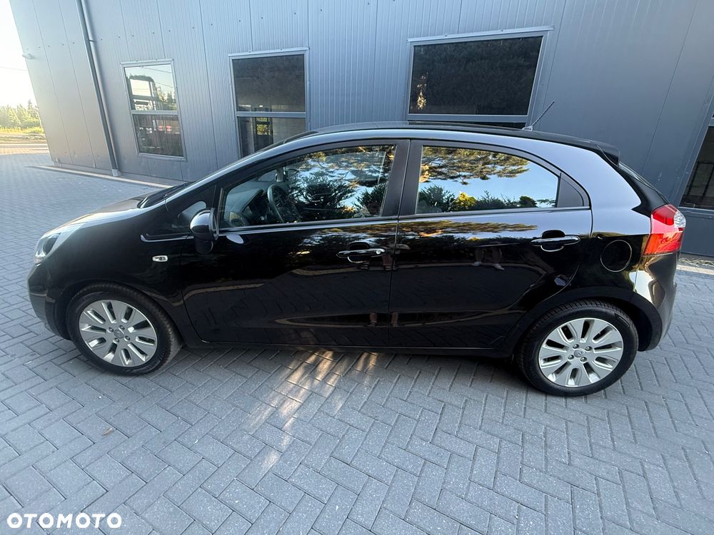 Kia Rio 1.2 Attract - 17
