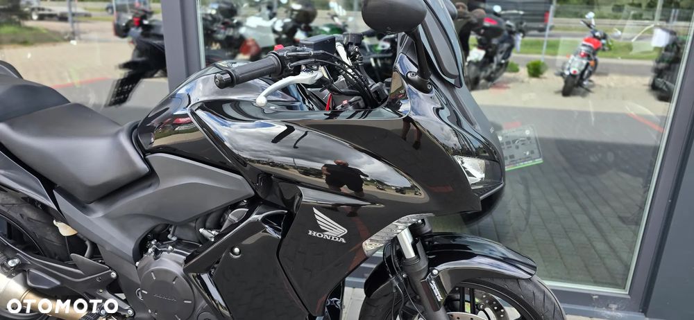 Honda CBF - 24