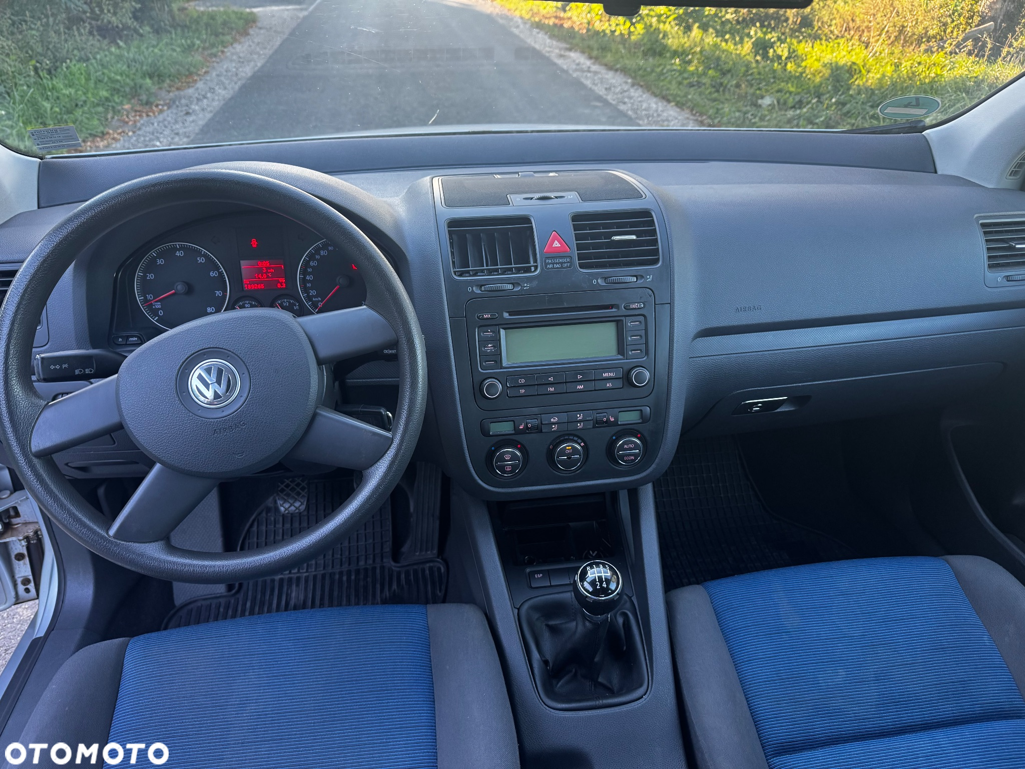 Volkswagen Golf V 1.6 Comfortline - 18
