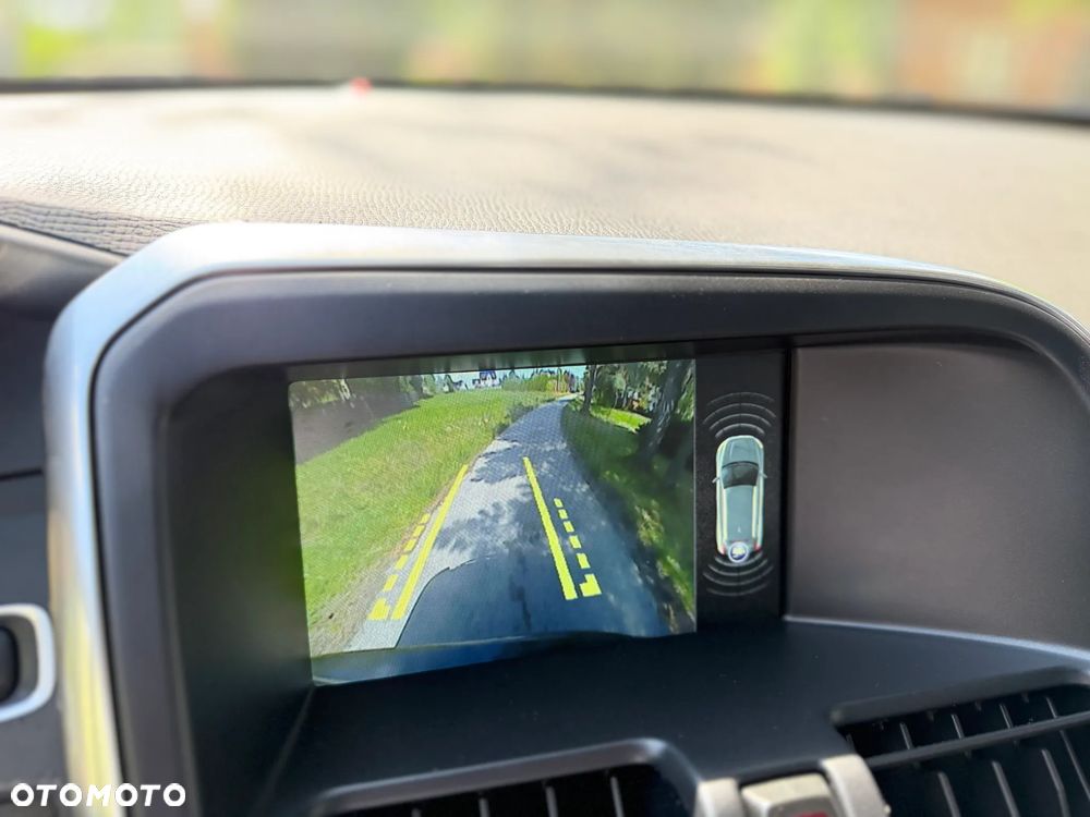 Volvo XC 60 D4 AWD Summum - 21