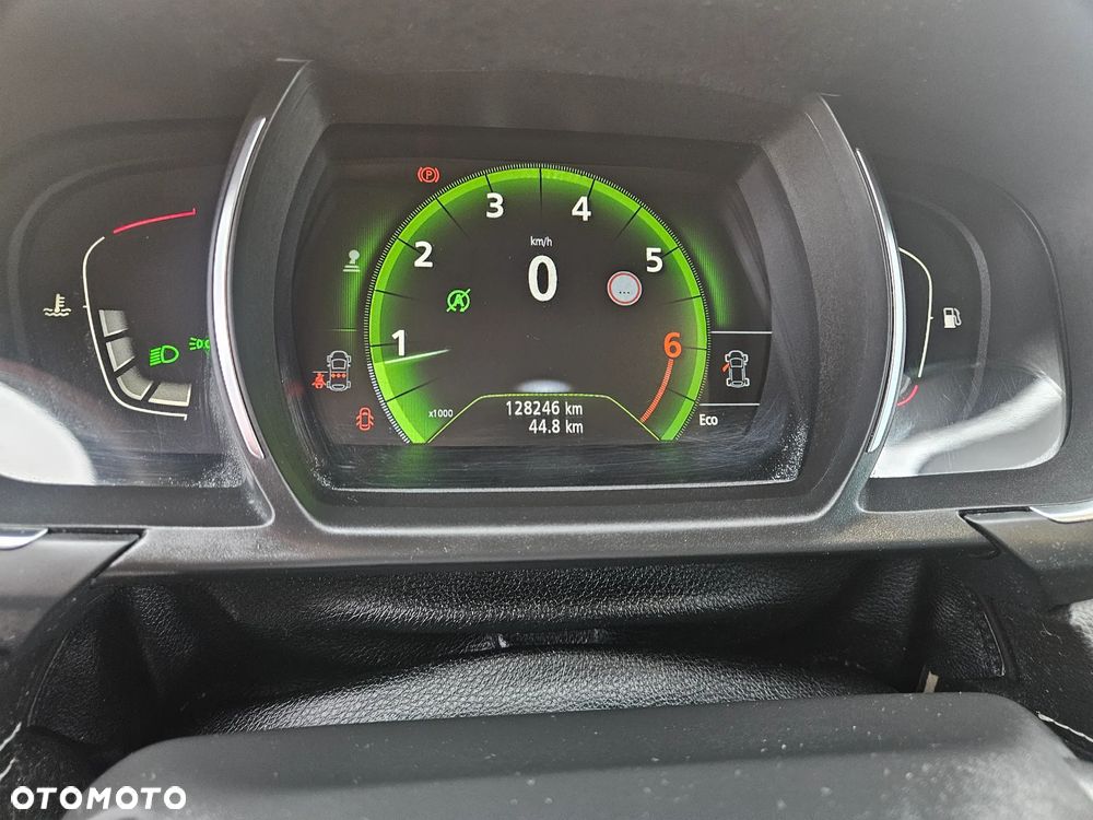 Renault Scenic 1.2 TCe Energy Bose - 29