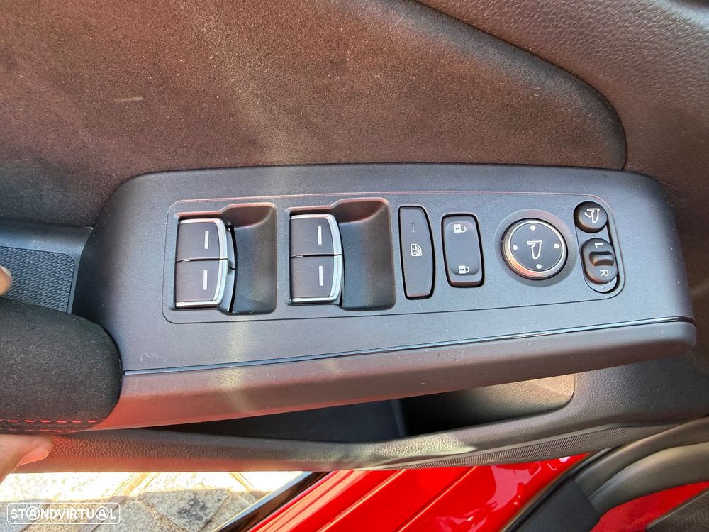 Honda Civic 2.0 VTEC Turbo Type R - 48
