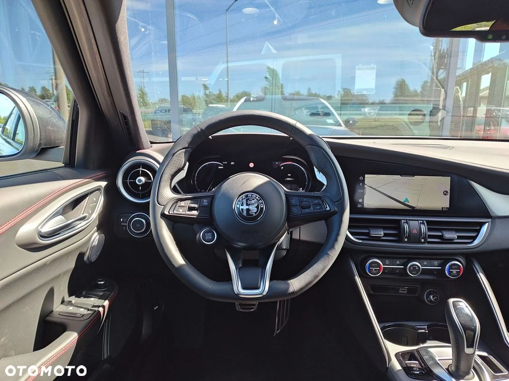 Alfa Romeo Giulia - 12