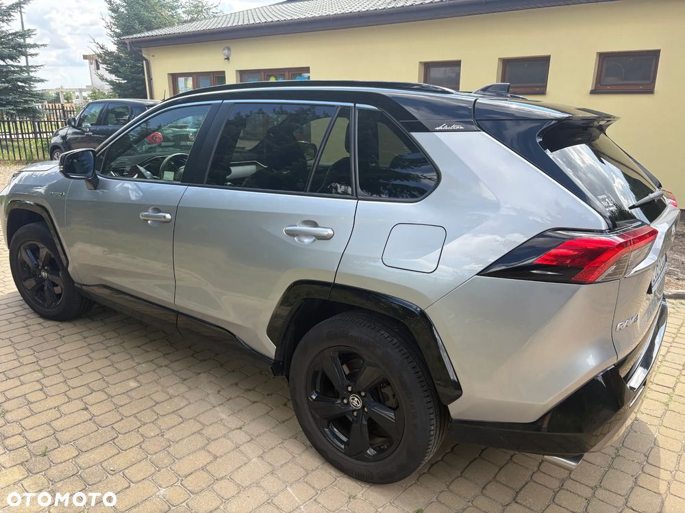 Toyota RAV4 - 4