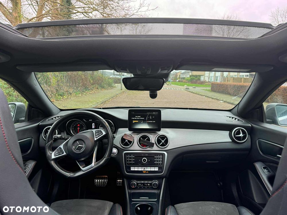 Mercedes-Benz CLA 220 (CDI) d 7G-DCT AMG Line - 14