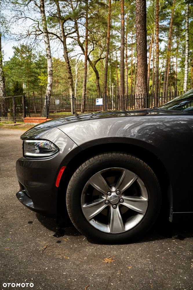 Dodge Charger - 8