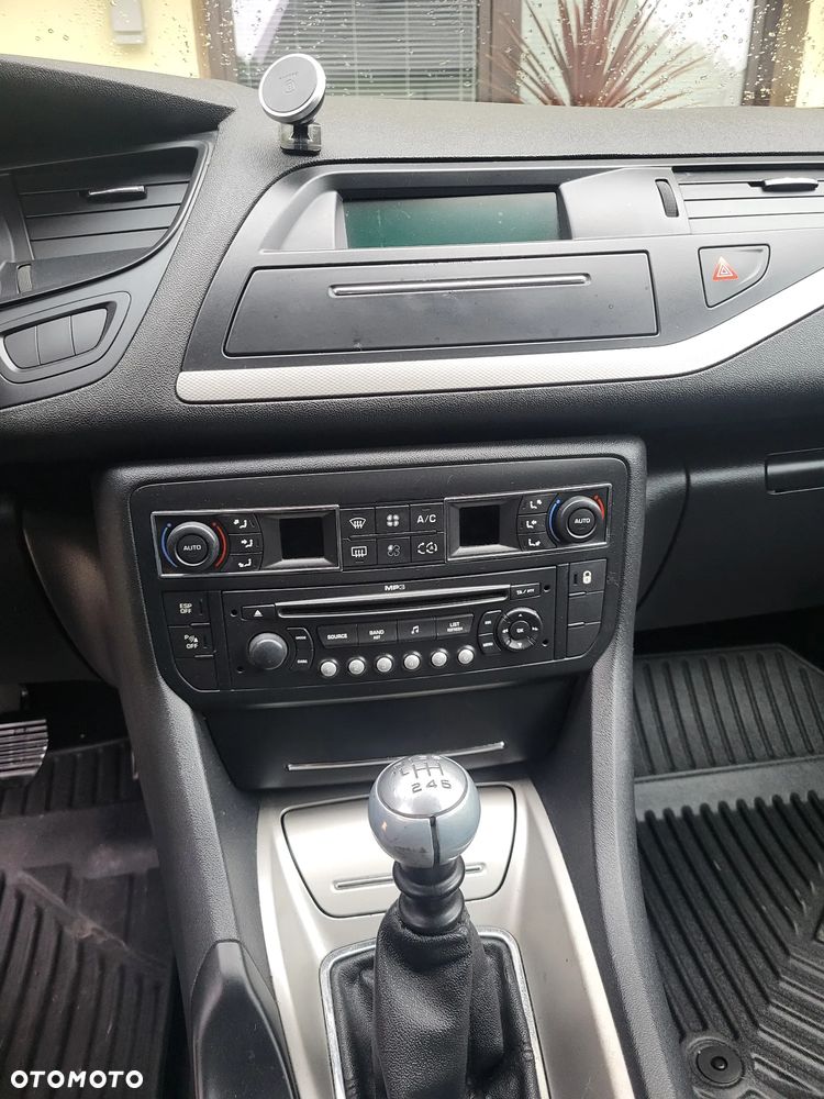 Citroën C5 2.0 HDi Attraction - 5