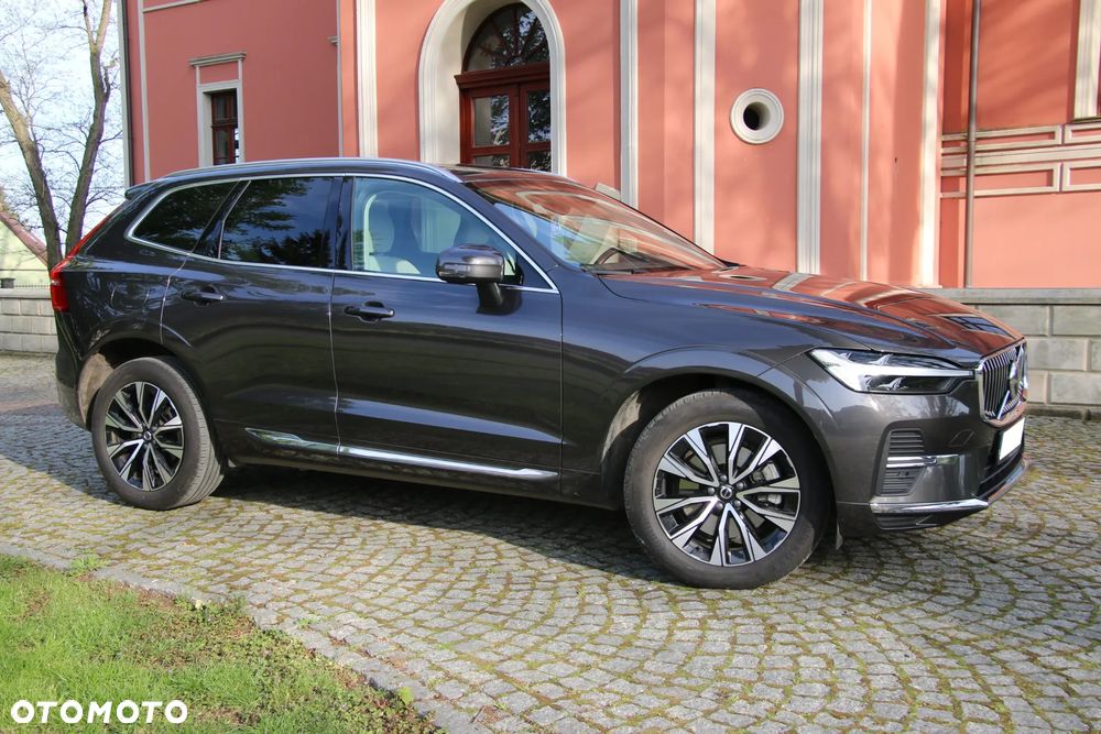 Volvo XC 60 B4 D Plus Bright - 9
