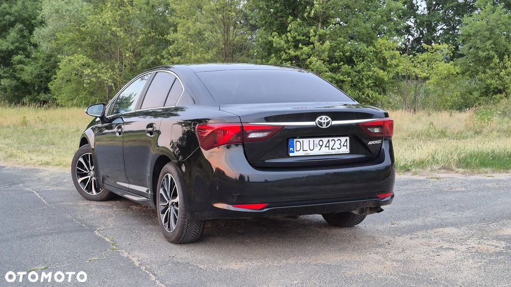 Toyota Avensis 1.8 Active MS - 6