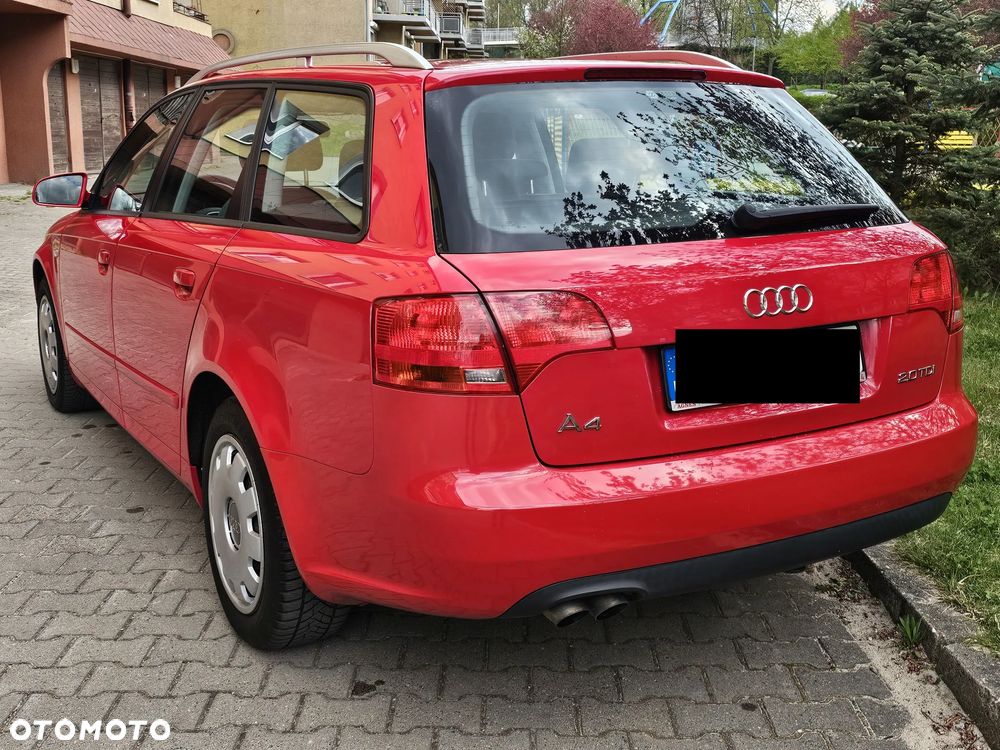Audi A4 Avant 2.0 TDI - 4