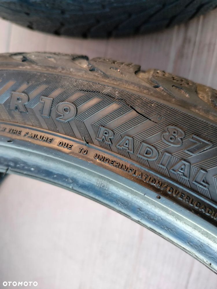 OPONY ZIMOWE NOKIAN WR 235 35 R19 87V NO - 14