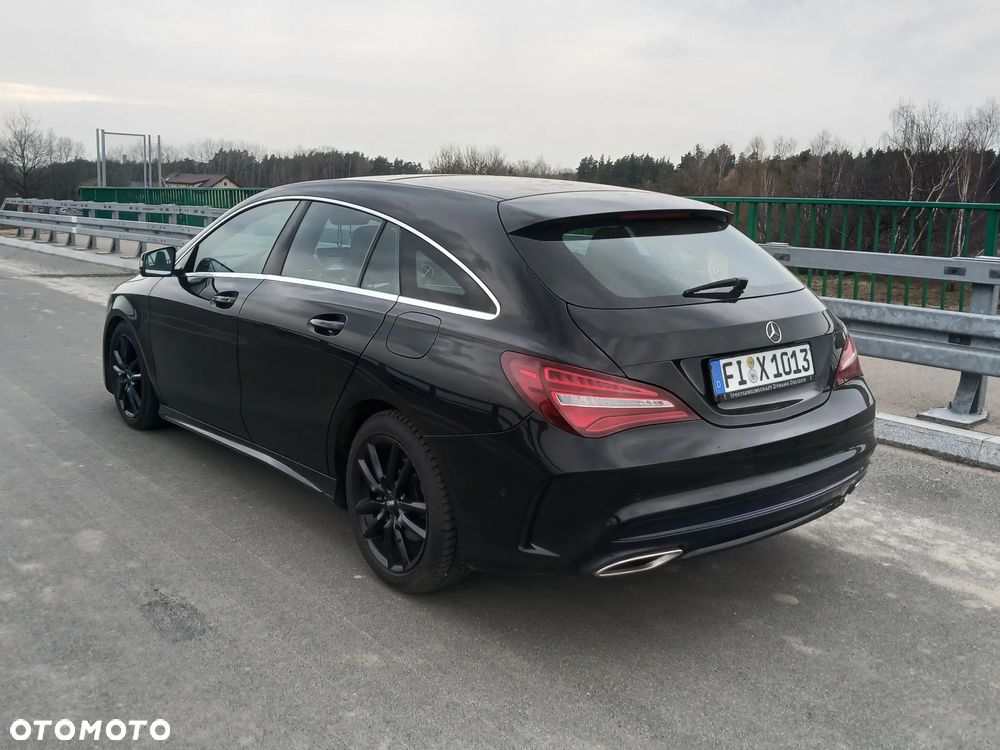 Mercedes-Benz CLA 200 7G-DCT AMG Line - 5