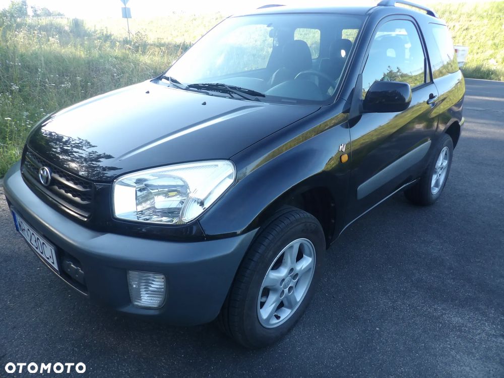 Toyota RAV4 - 8